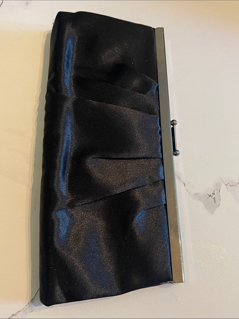 Jacqueline Ferrar Black Satin Pleated Frame Clutch - Picture 3 of 5